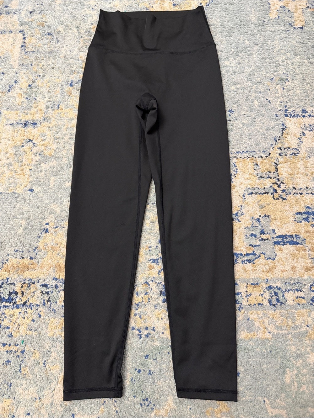 ALO Yoga Black High-Waist Leggings size medium